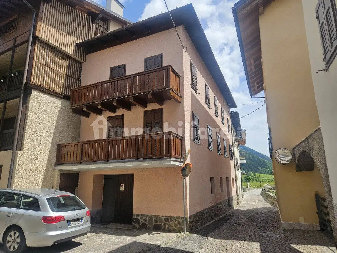 Appartamento in vendita a Pellizzano