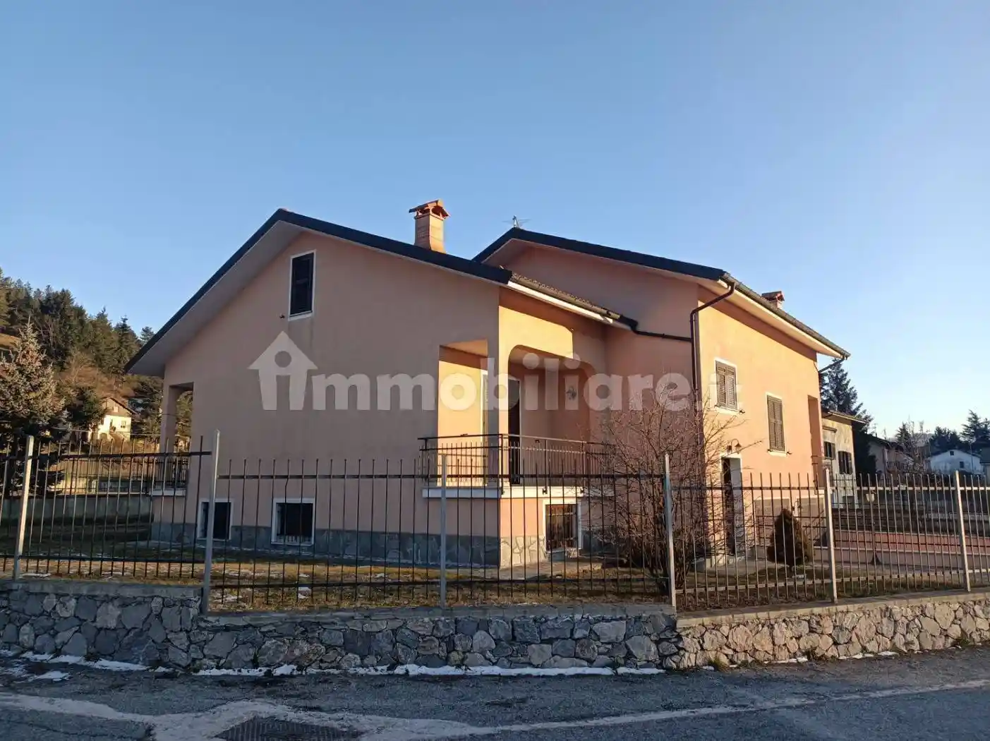 Villa in vendita a Calizzano