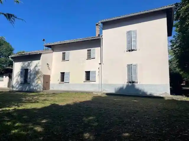 Villa in vendita a Parma