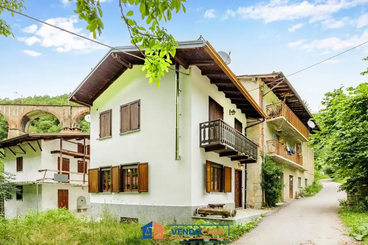 Villa in vendita a Vernante