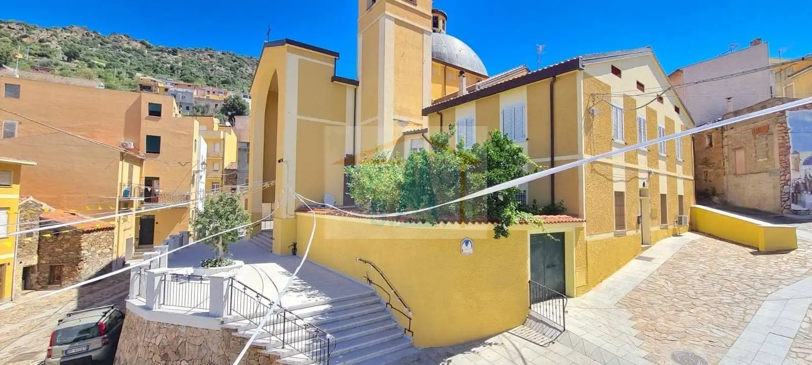 Terratetto unifamiliare 230 m², buono stato, Centro, Lodè - foto 3