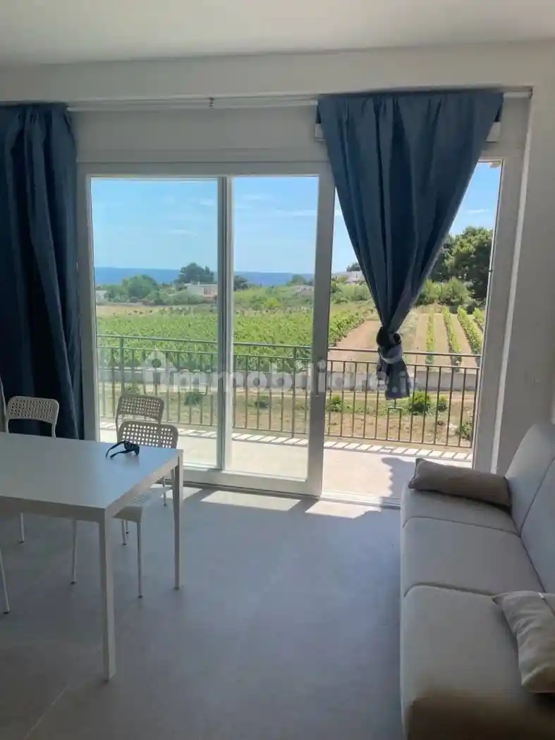 Appartamento in vendita a Leporano