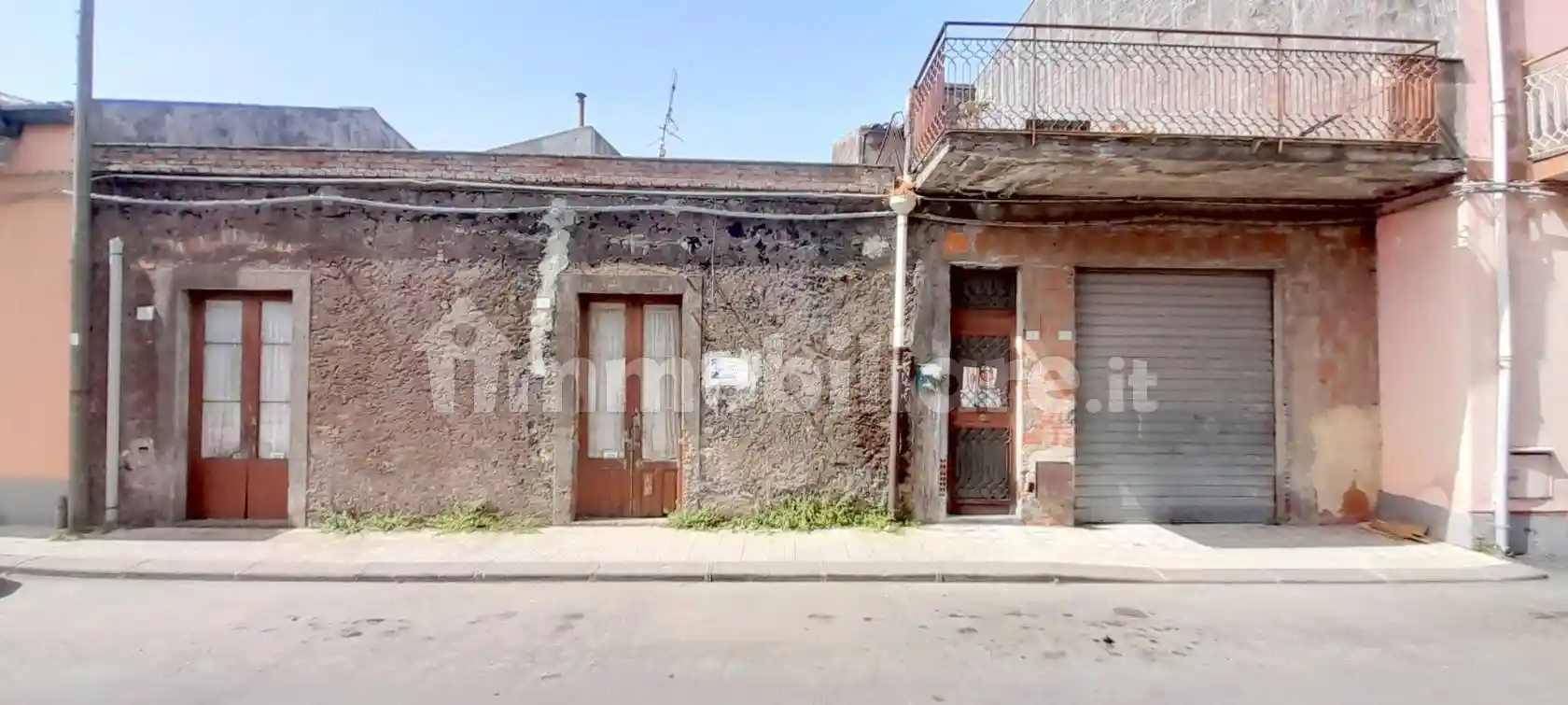 Villa in vendita a Camporotondo Etneo