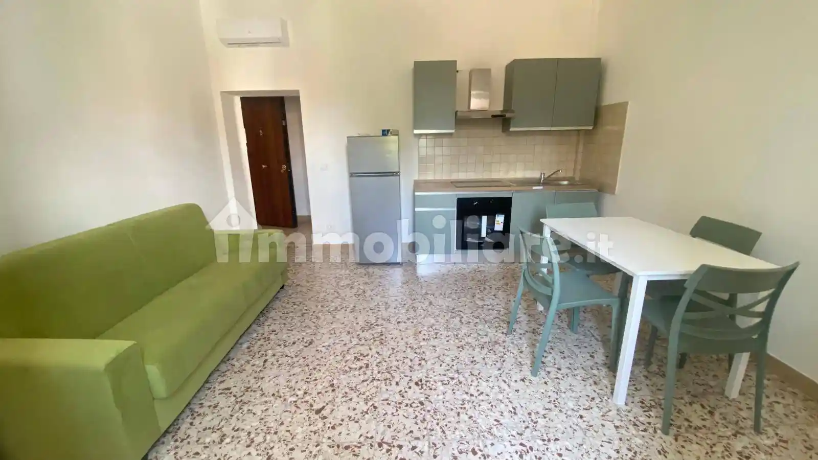 Appartamento in affitto a Fara in Sabina