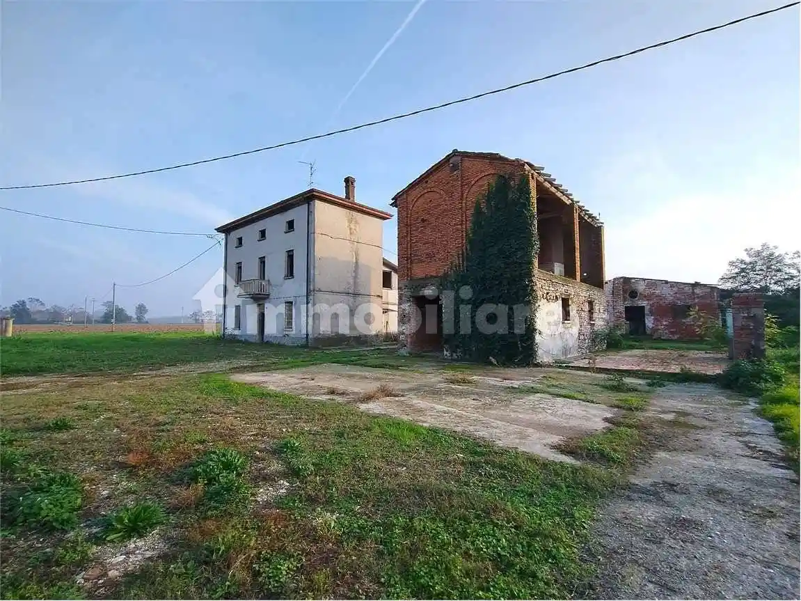 Rustico - Casale in vendita a Podenzano