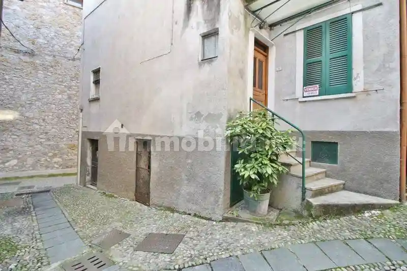 Appartamento in vendita a Plesio