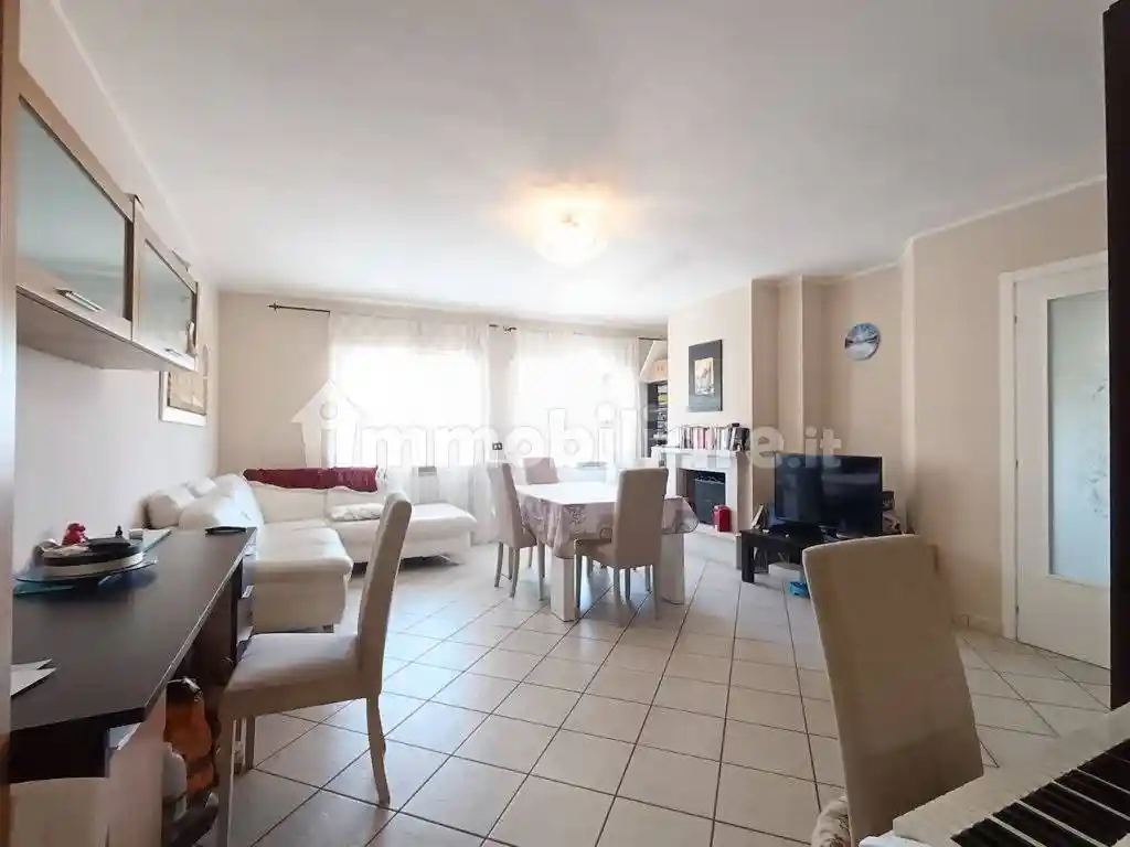 Trilocale nuovo, terzo piano, Centro, Avezzano - foto 3