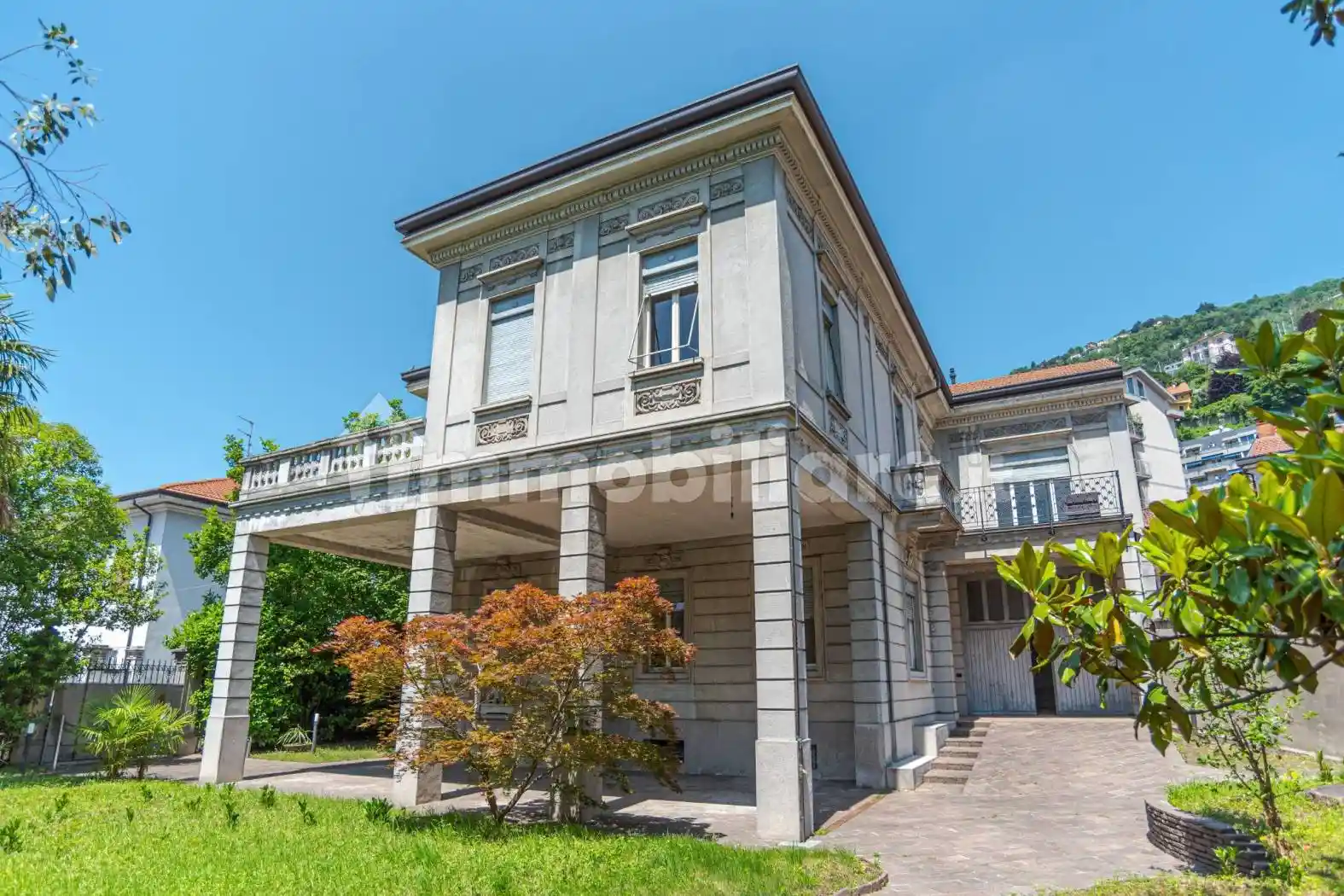 Villa in vendita a Como