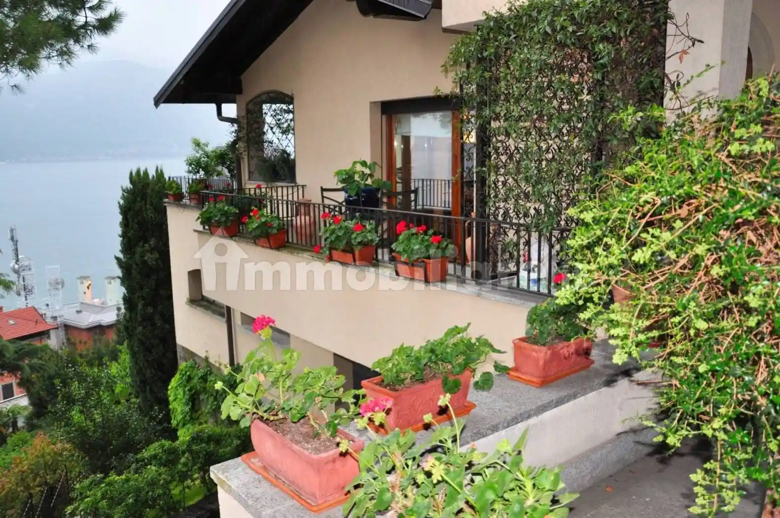 Appartamento in vendita a Menaggio