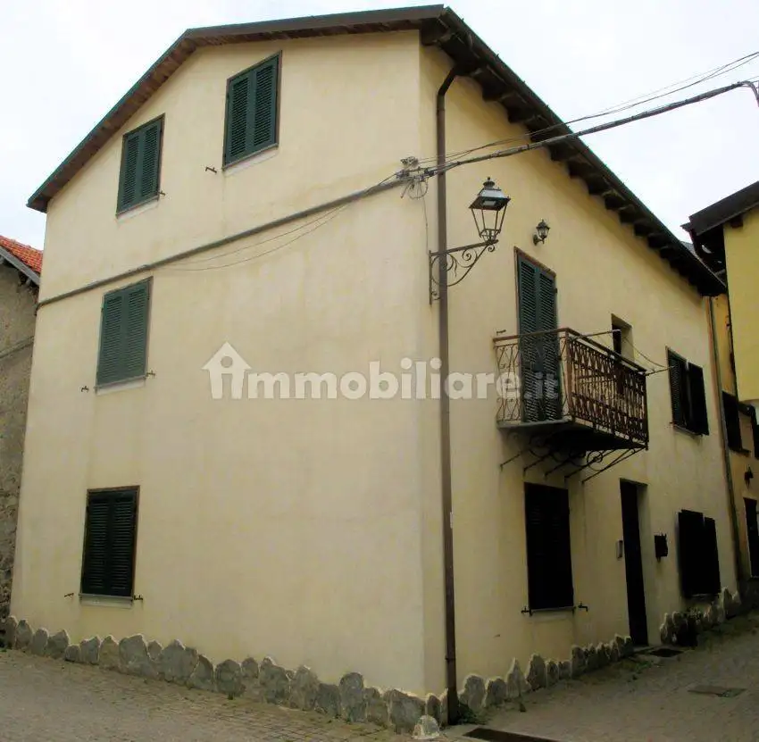 Appartamento in vendita a Bardineto