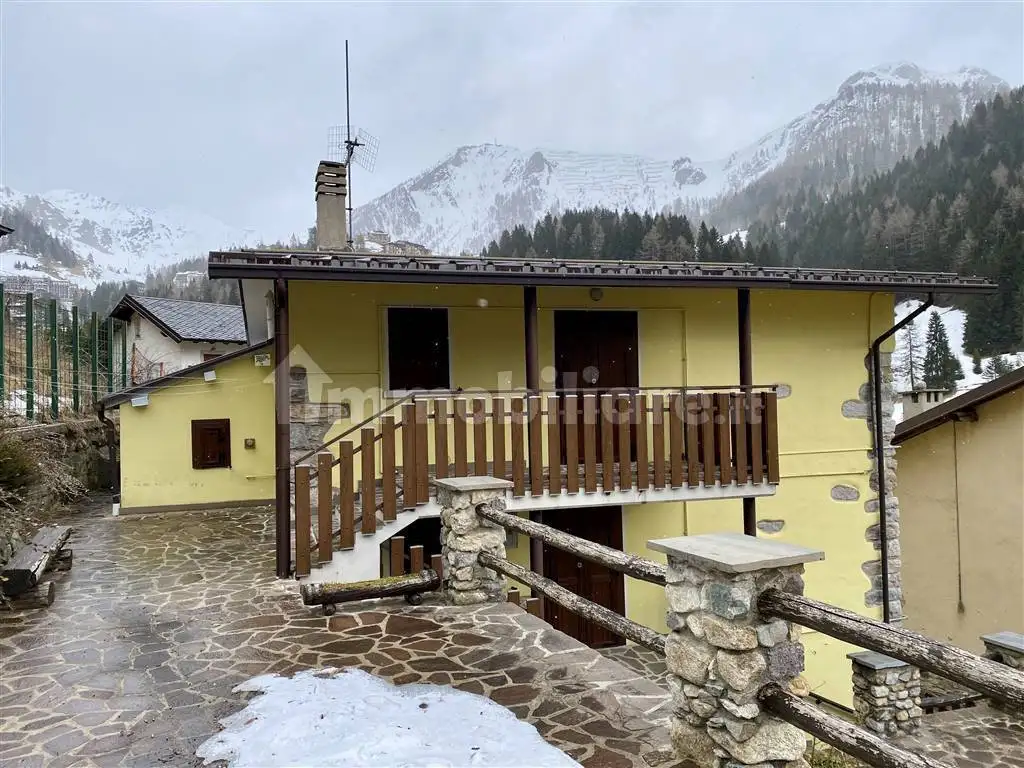 Appartamento in affitto a Foppolo