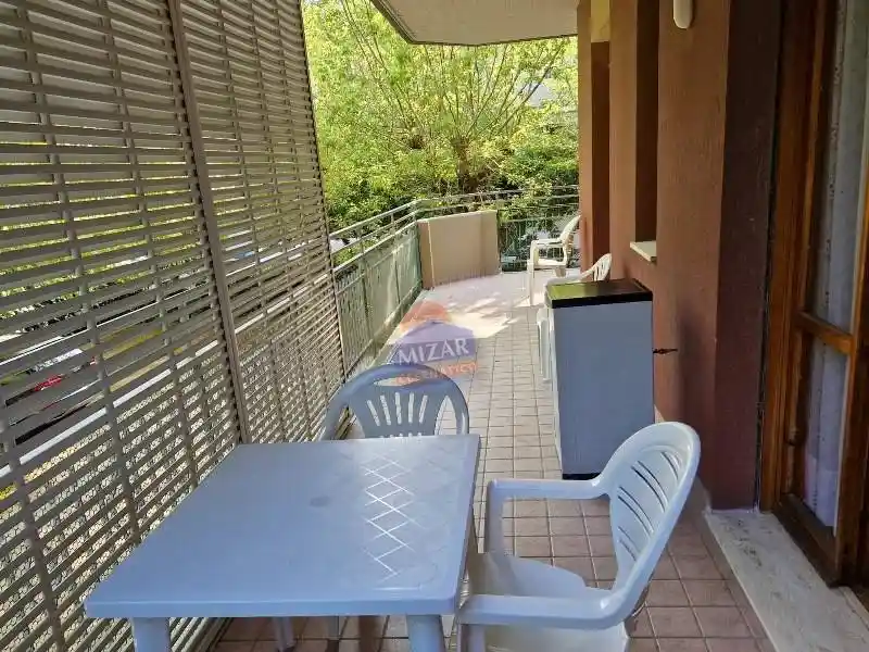 Palazzo - Edificio in Affitto - foto 2