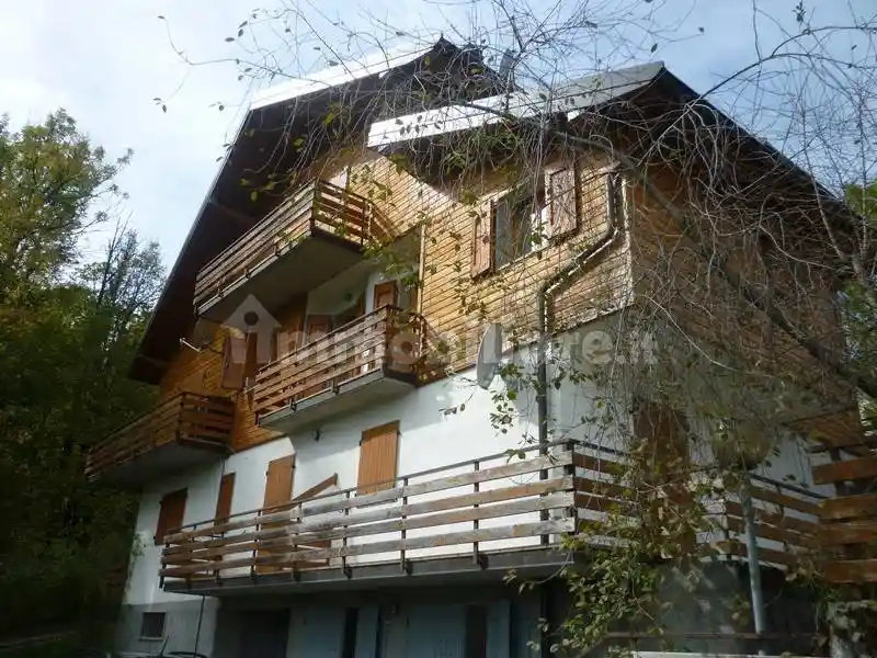 Appartamento in vendita a Pievepelago