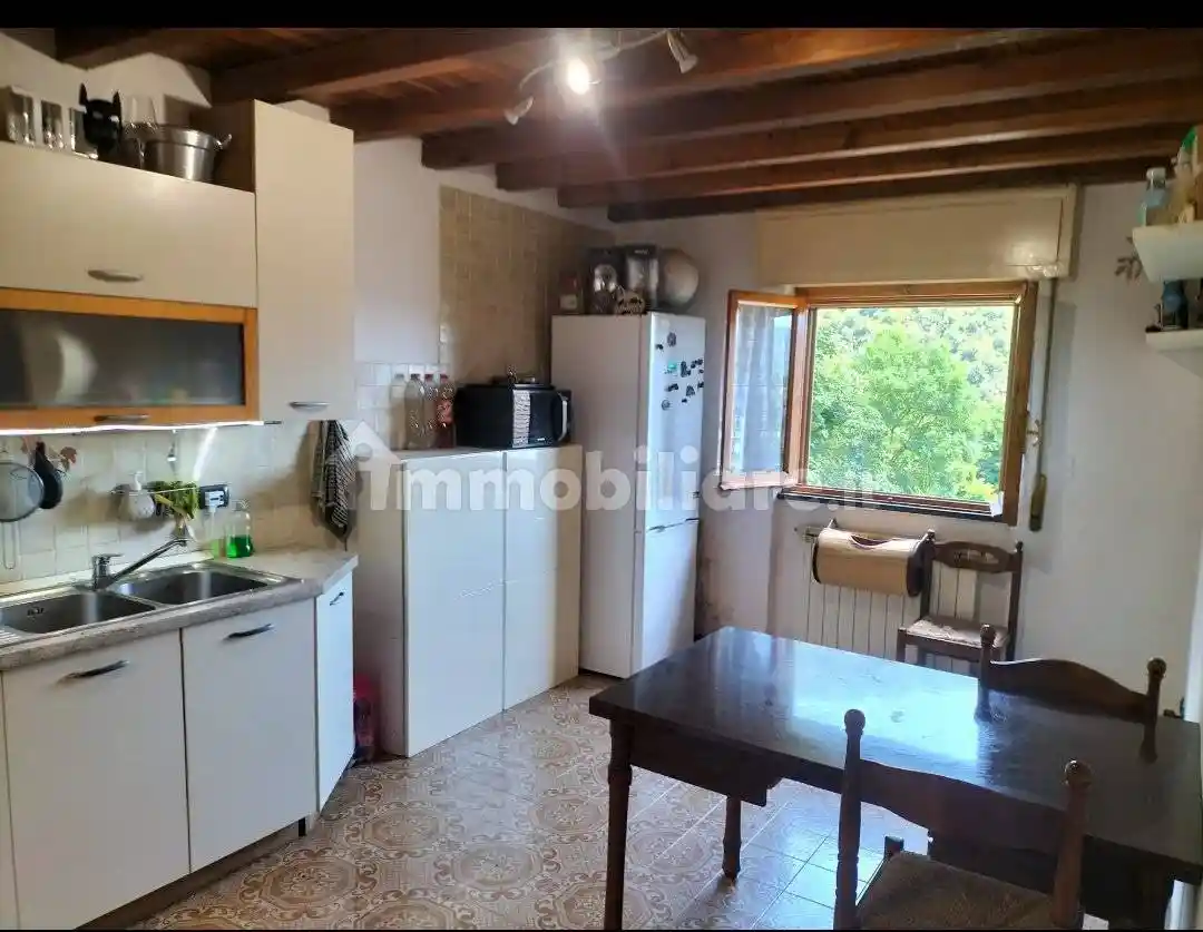 Palazzo - Edificio in vendita a Moconesi