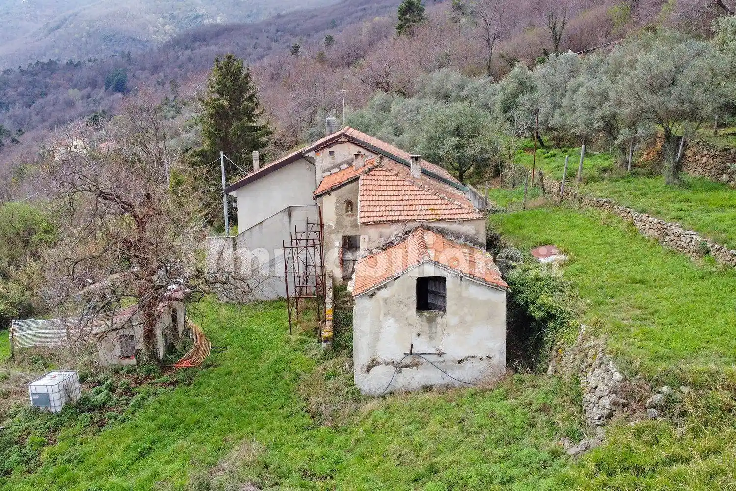 Rustico - Casale in vendita a Quiliano