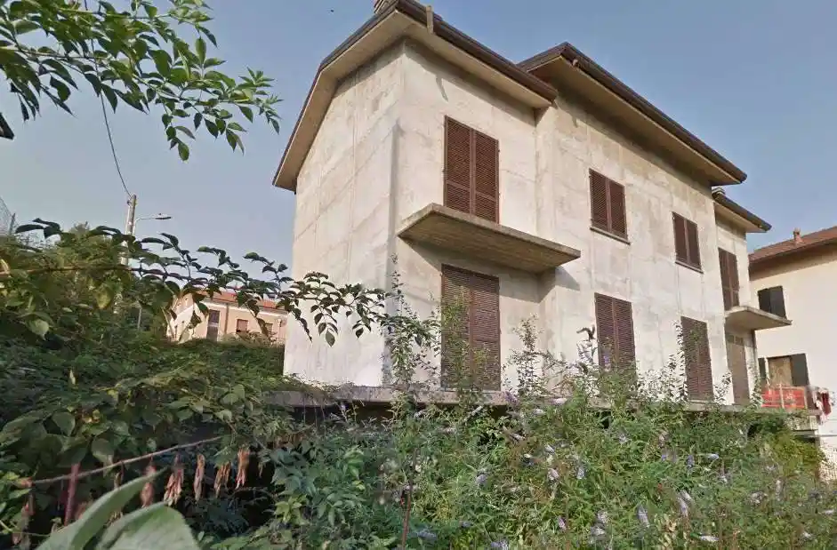 Villa in vendita a Brivio