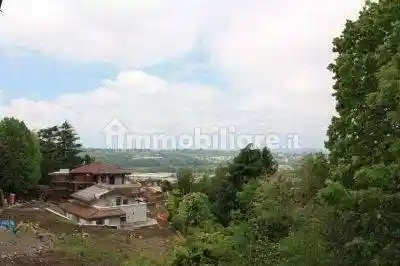 Appartamento in vendita a Castello di Brianza