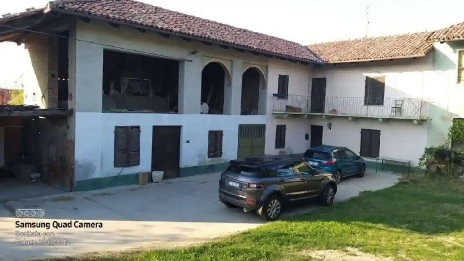 Rustico - Casale in vendita a Alba