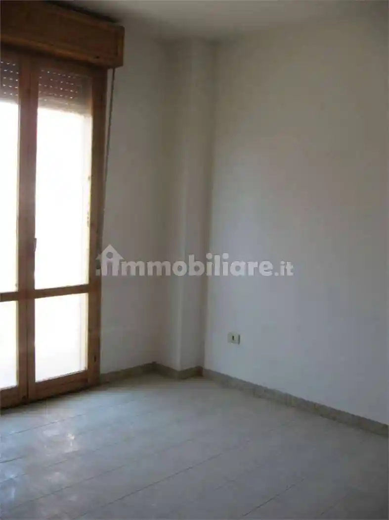 Appartamento buono stato, terzo piano, Montescaglioso - foto 2