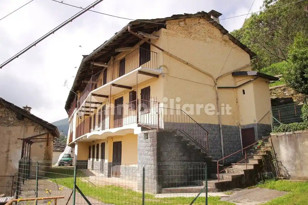 Casa indipendente in vendita a Giaveno