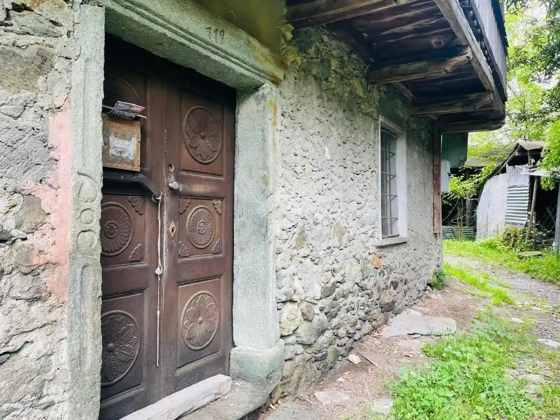 Casa indipendente in vendita a Viù