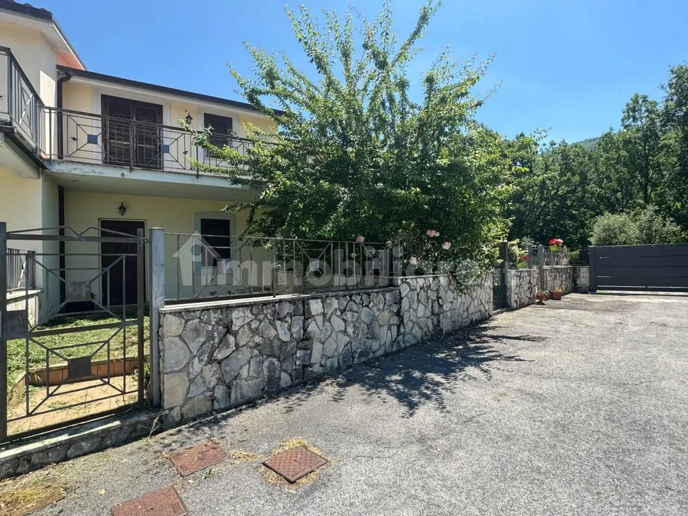 Villa in vendita a Pereto