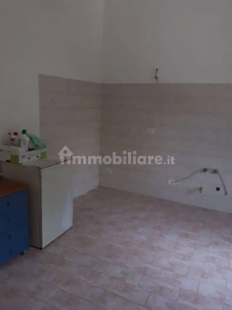 Monolocale via Aquila San C. L'Aquila, Centro, Carsoli - foto 3