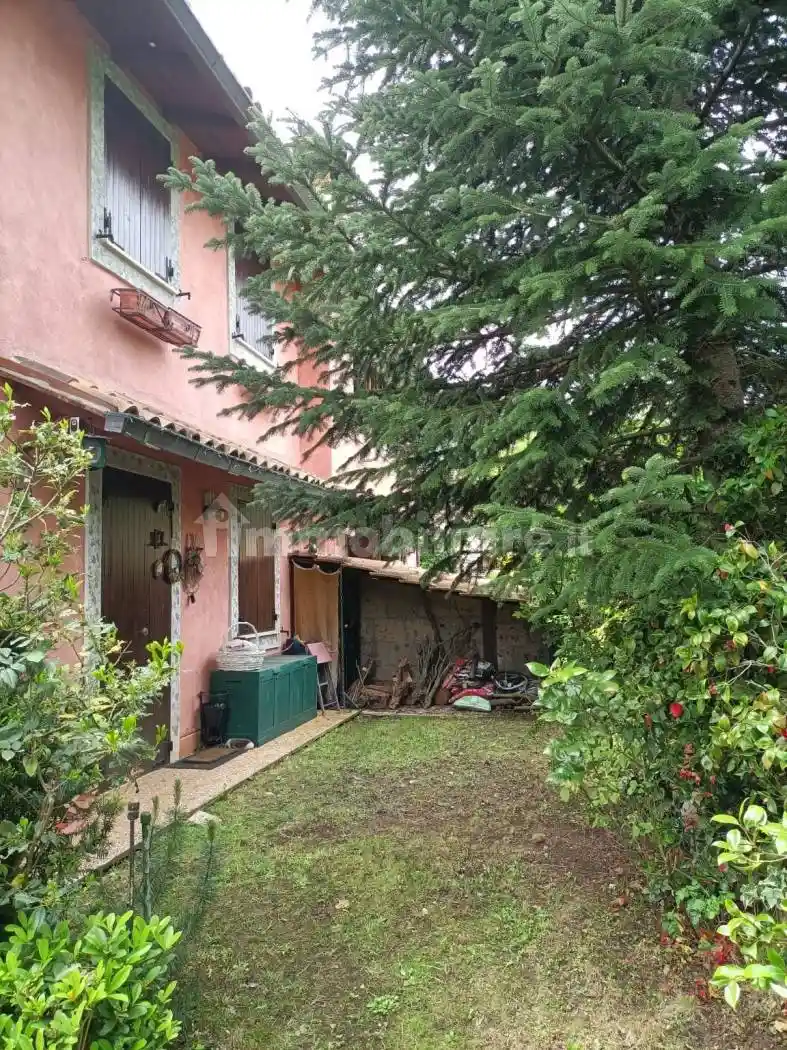 Villa plurifamiliare via Di Valle Stanghetta, 14, Centro, Rocca di Botte - foto 2