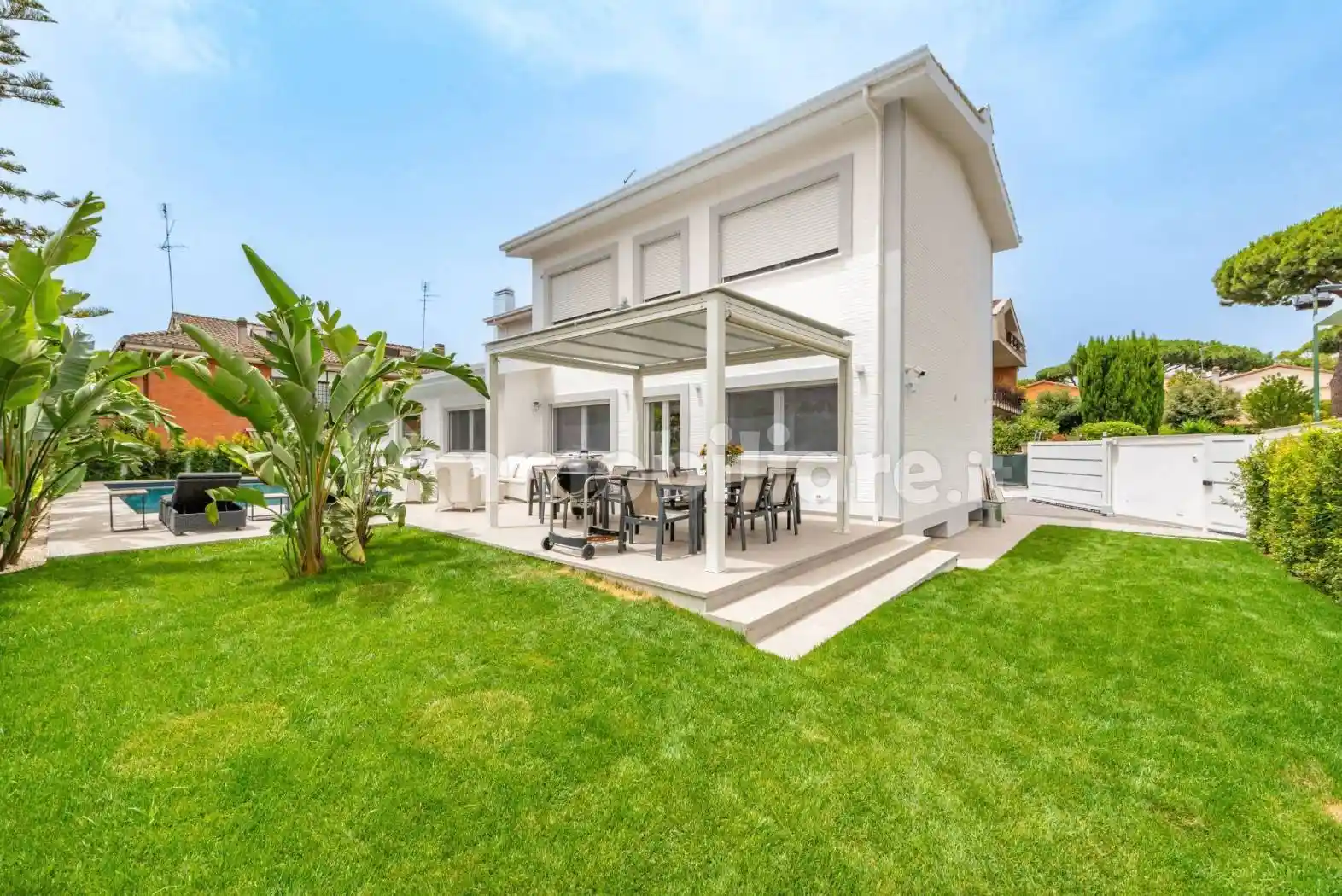 Villa unifamiliare via Senofane, Casal Palocco, Roma - foto 3