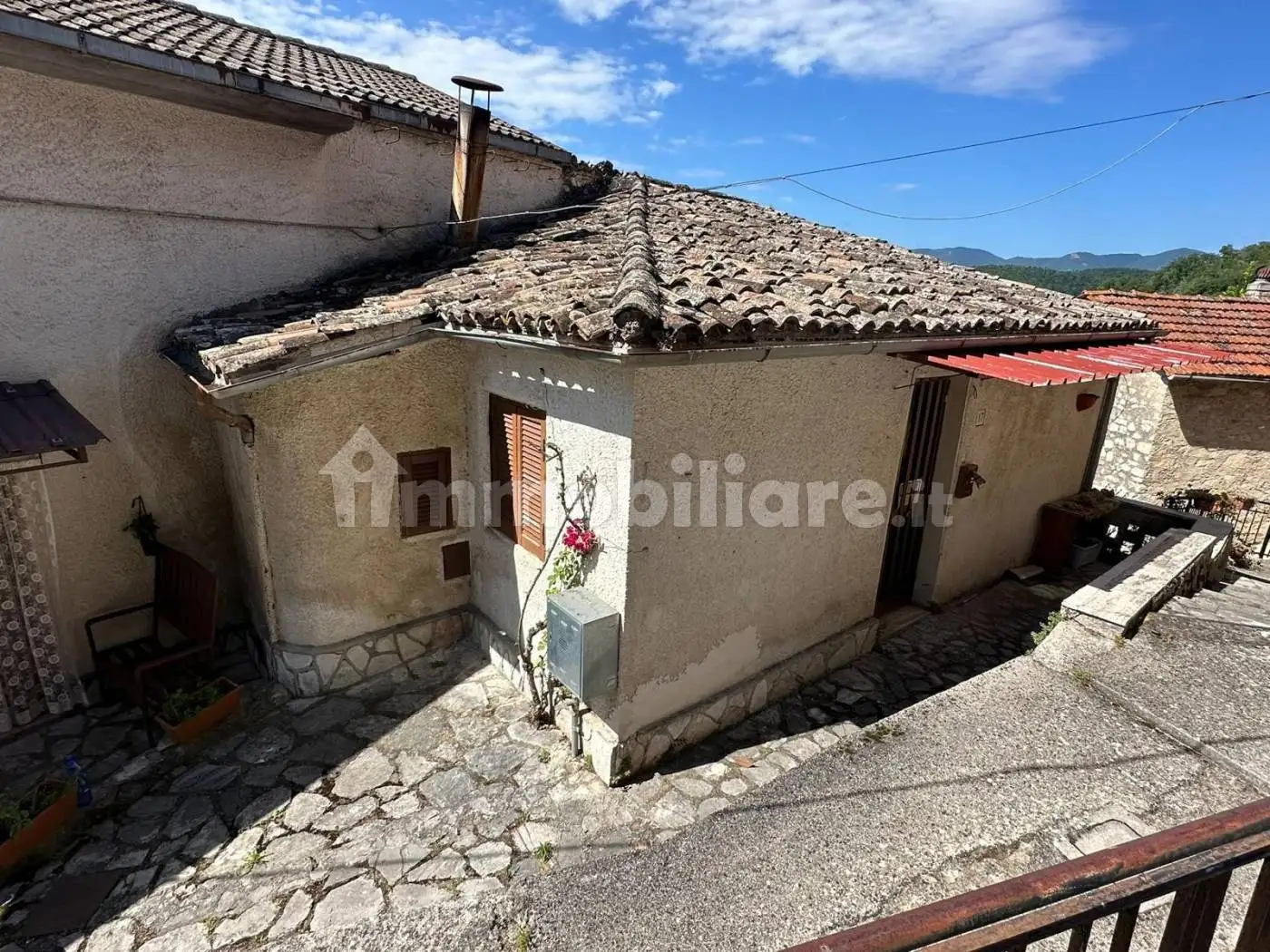 Casa indipendente in vendita a Rivodutri