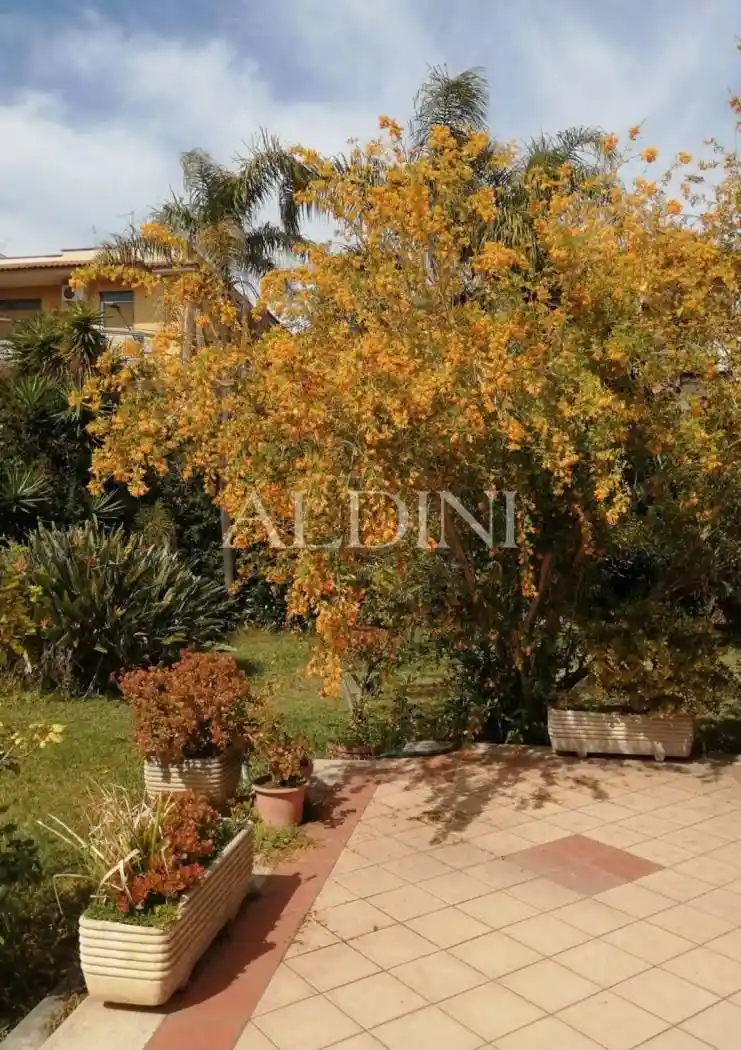 Villa in vendita a Sant'Agata li Battiati