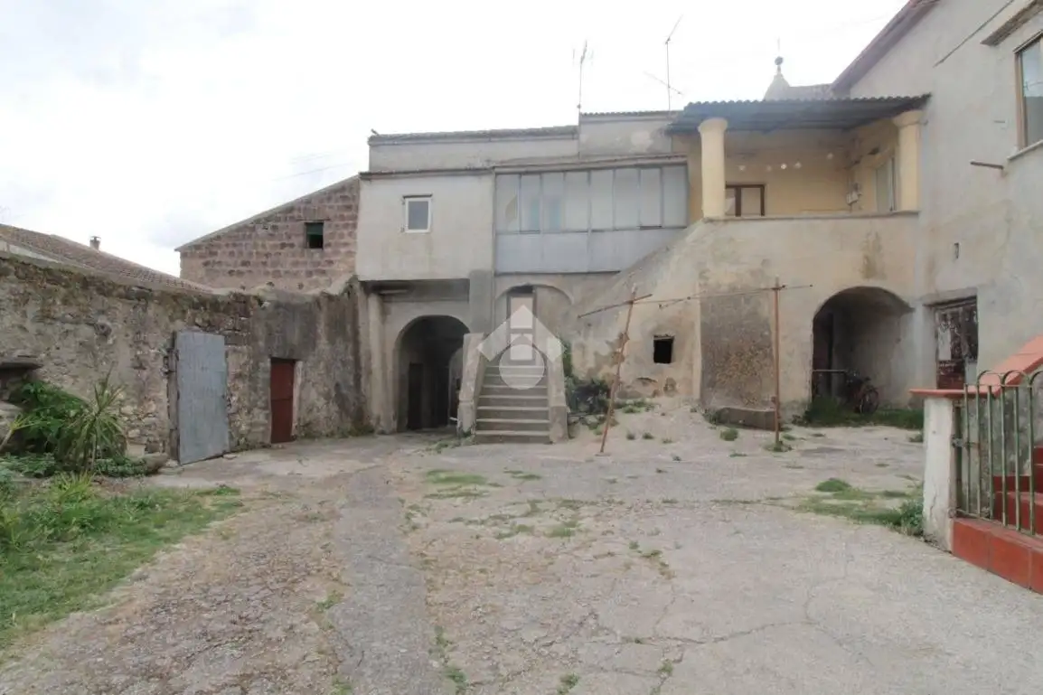 Terratetto plurifamiliare piazza Bronzetti 13, Annunziata, Castel Morrone - foto 3