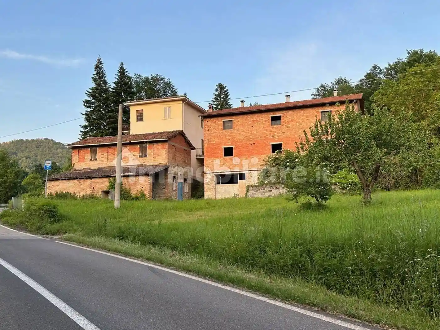 Palazzo - Edificio in vendita a Polinago