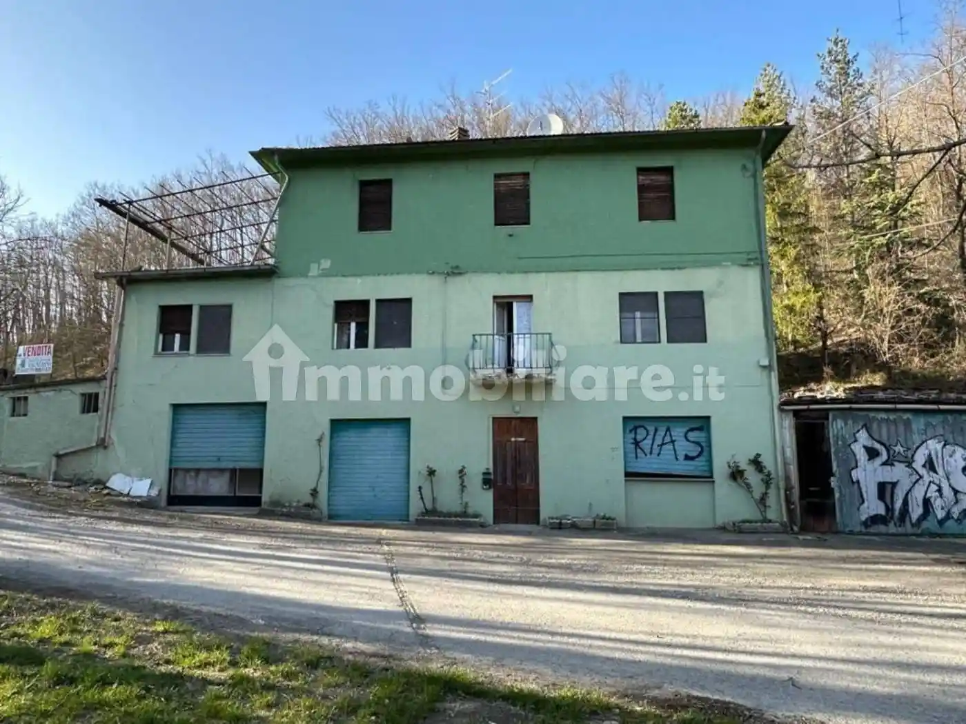 Palazzo - Edificio in vendita a Pavullo nel Frignano