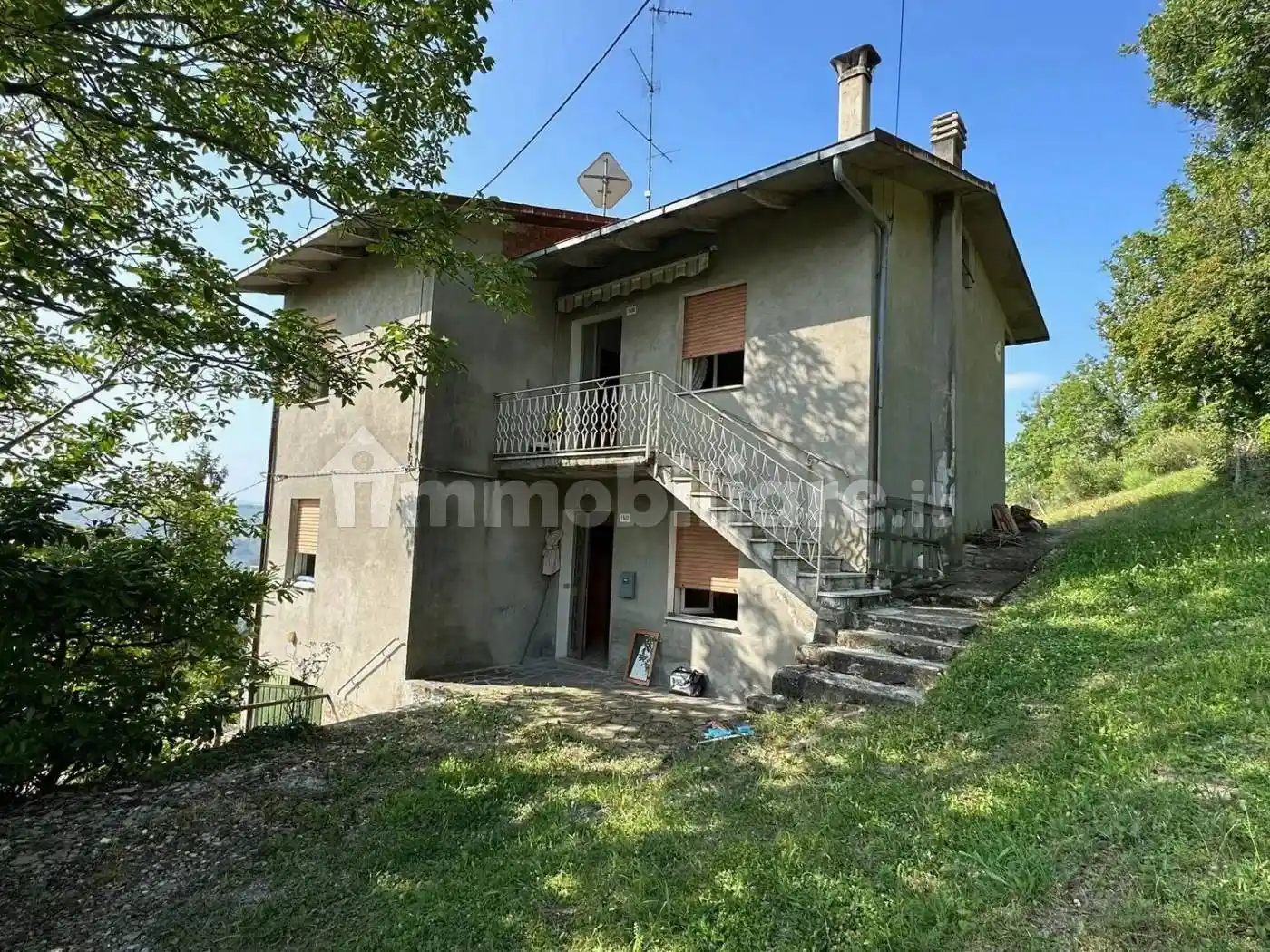Villa in vendita a Serramazzoni