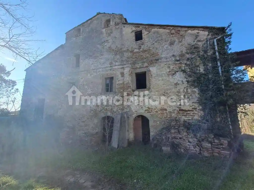 Rustico - Casale in vendita a Bucine