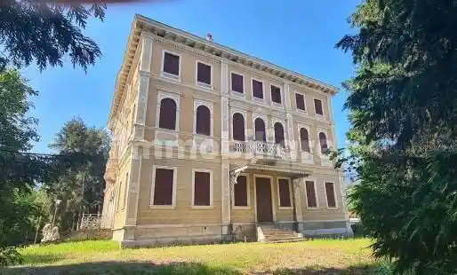 Casa indipendente in vendita a Vittorio Veneto