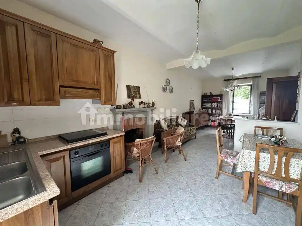 Villa in vendita a Monteleone d'Orvieto