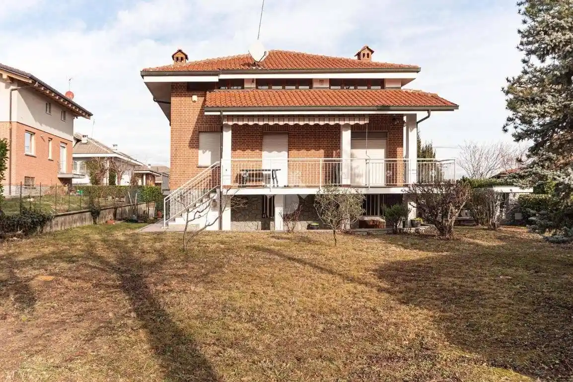 Villa in vendita a San Francesco al Campo