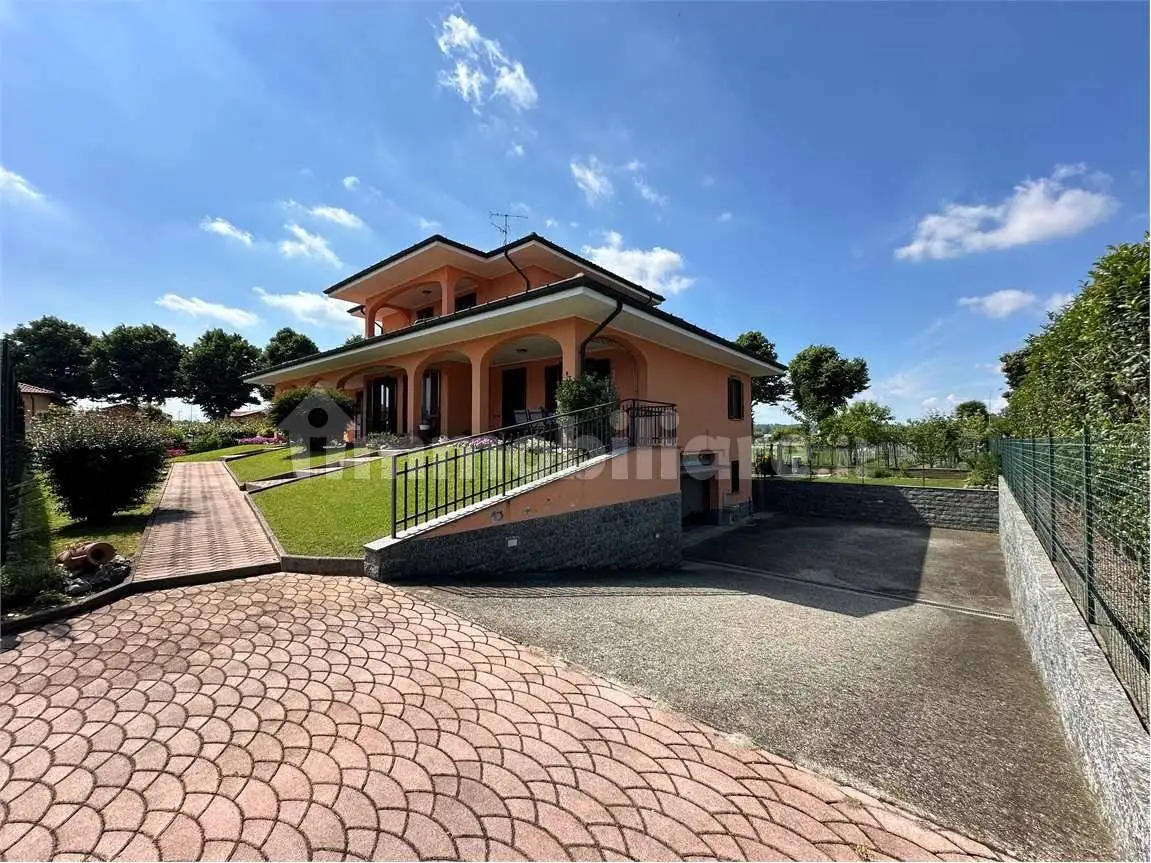 Villa in vendita a Marano Ticino