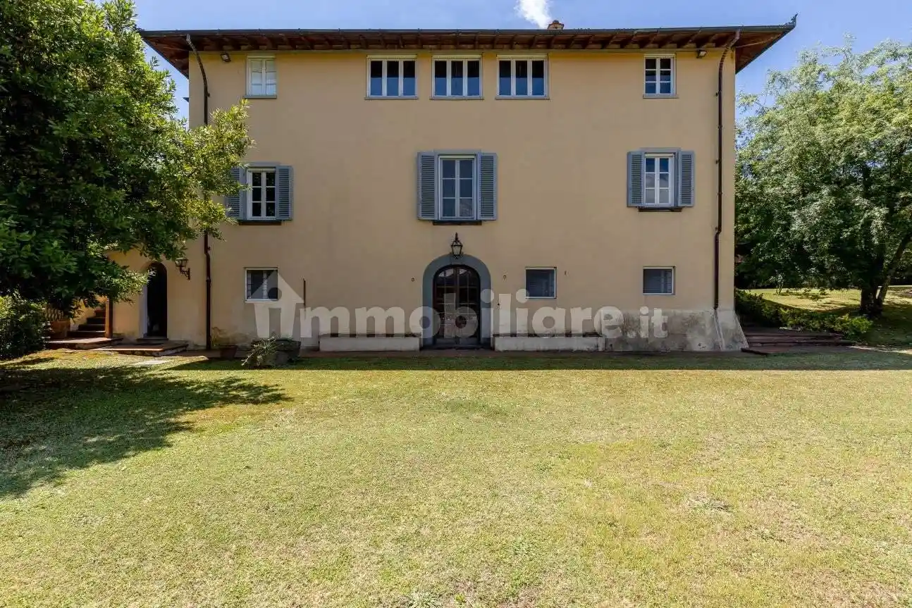 Villa in vendita a Capannori