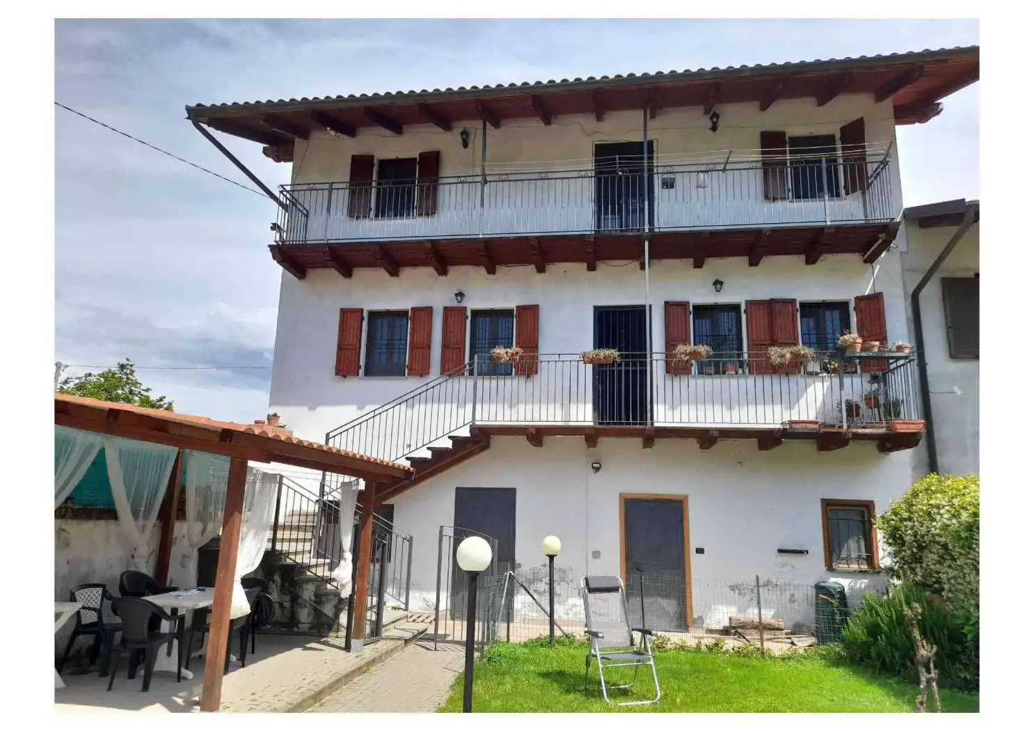 Casa indipendente in vendita a Albiano d'Ivrea
