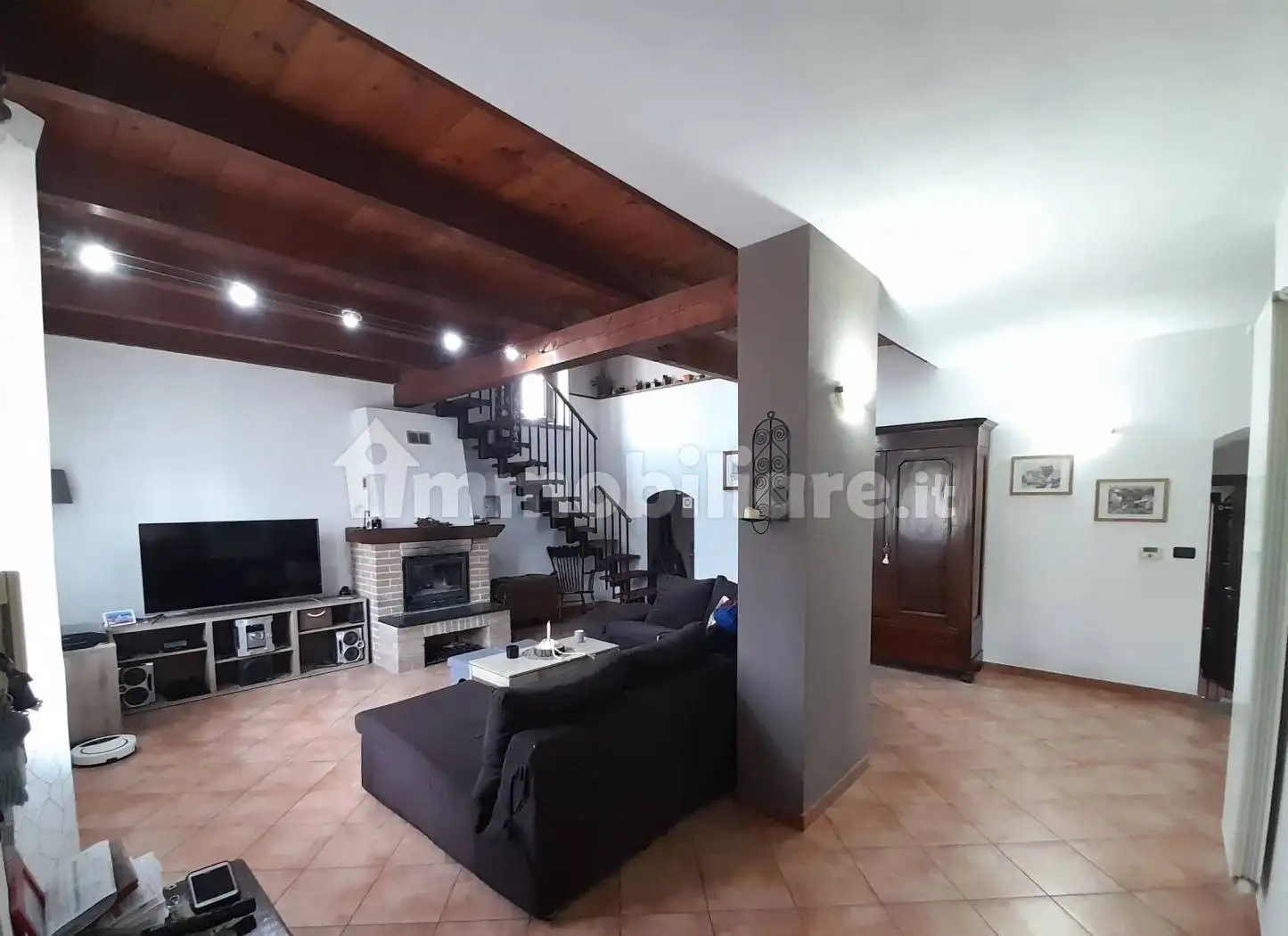 Terratetto unifamiliare Strada Pobbia 2/1, Albiano d'Ivrea - foto 3