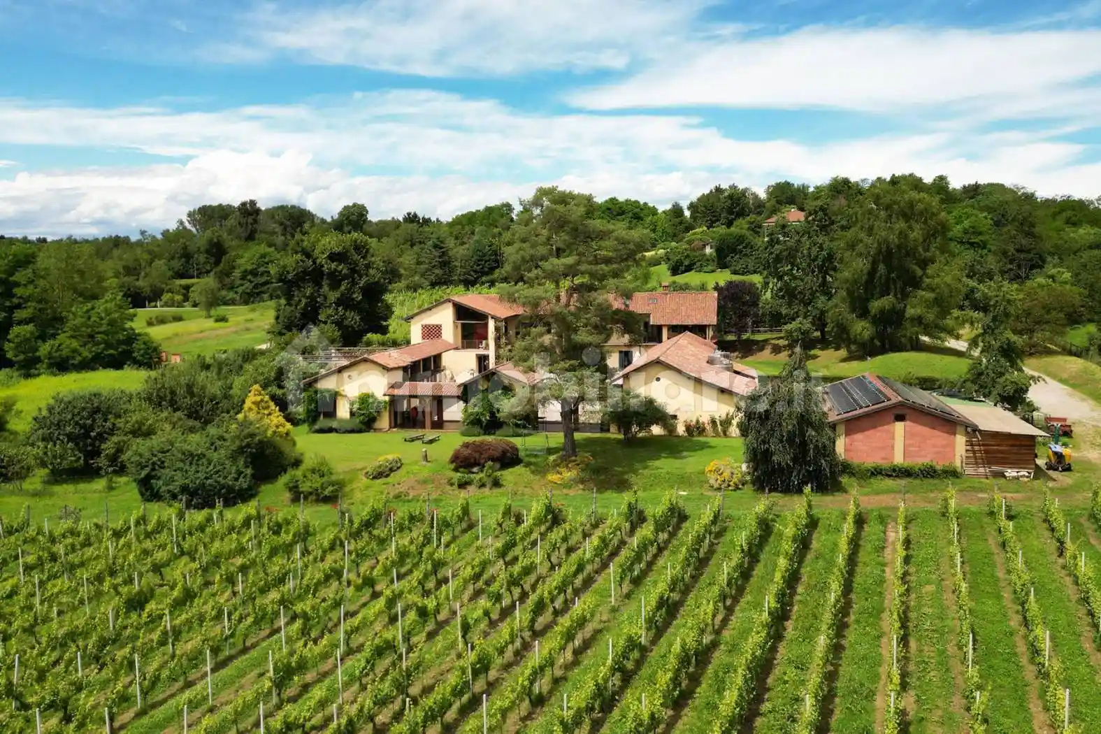 Casa indipendente in vendita a Bogogno