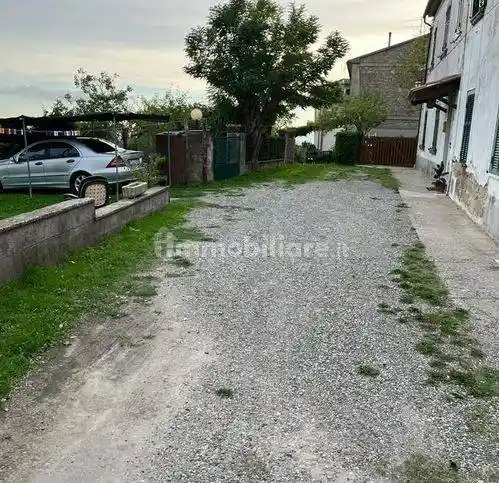 Appartamento in vendita a Roccastrada