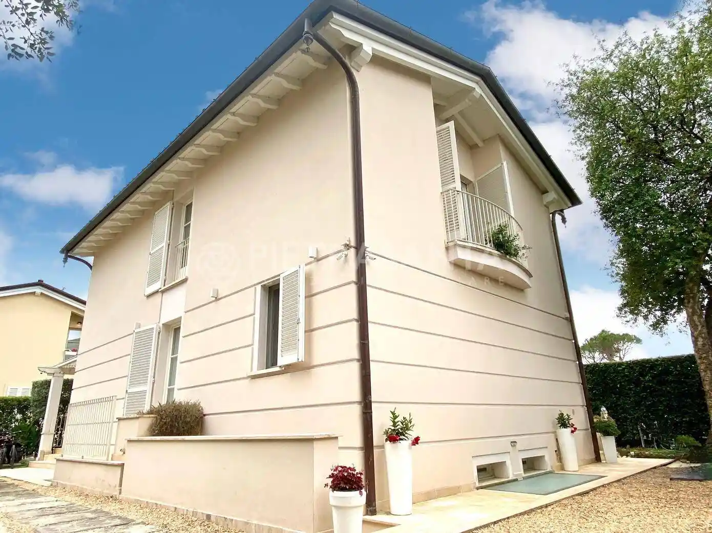 Villa in vendita a Pietrasanta