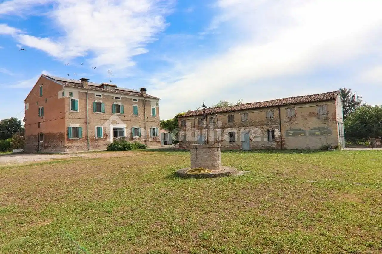 Rustico - Casale in vendita a Gonzaga