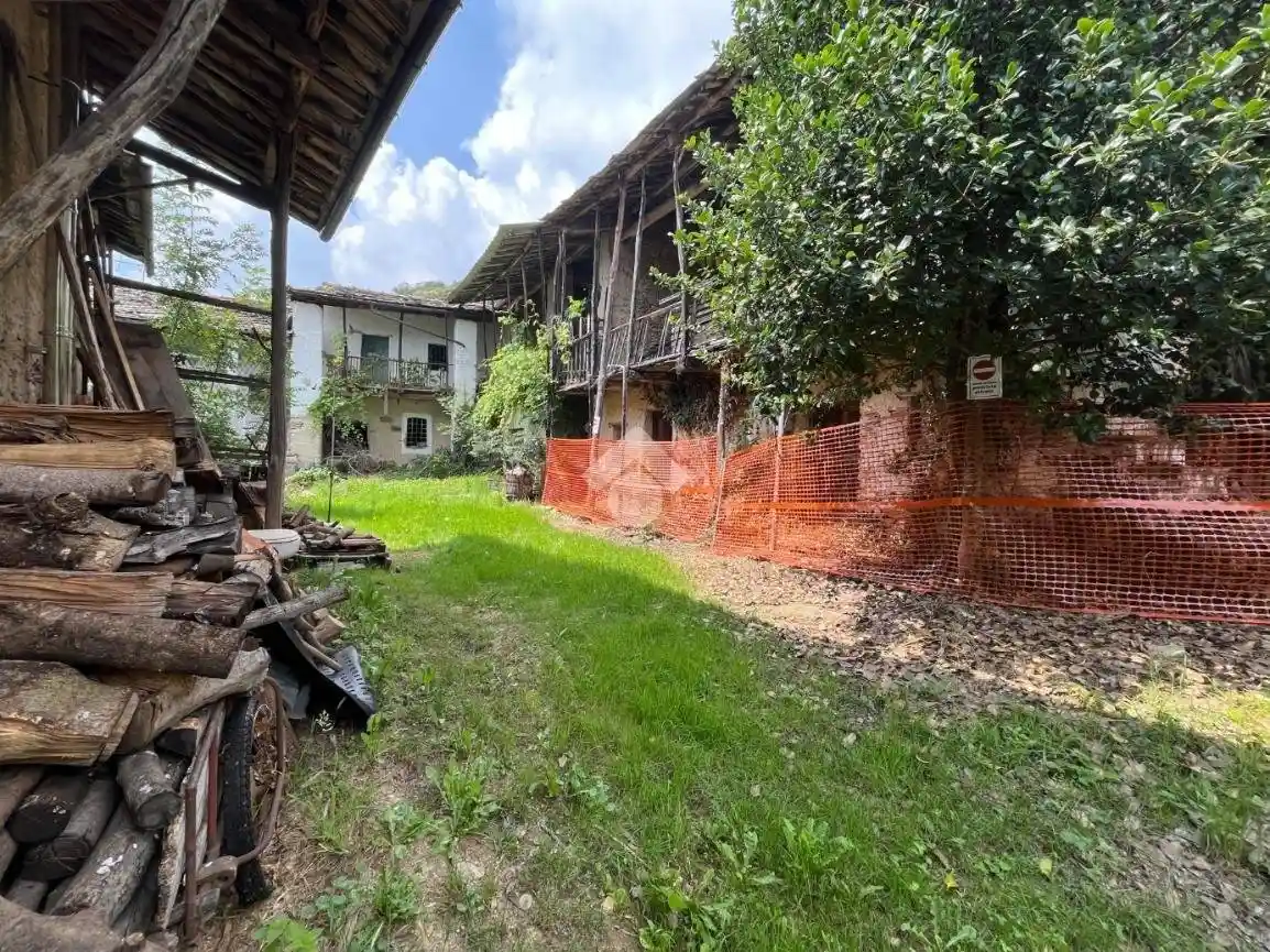 Rustico - Casale in vendita a Sanfront