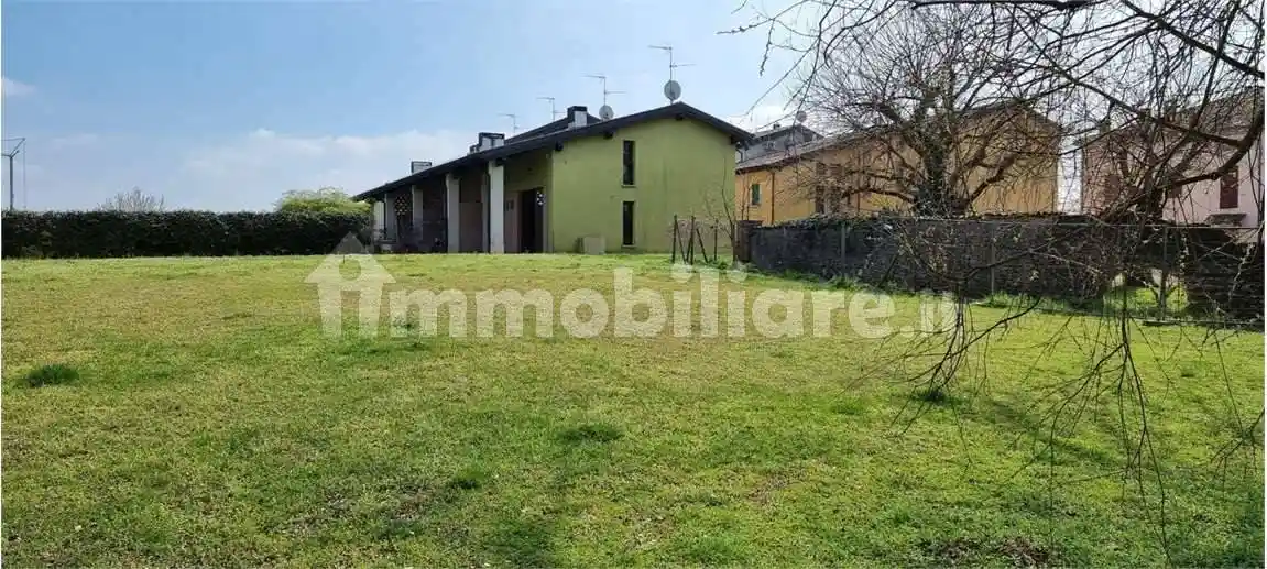 Villa in vendita a Goito