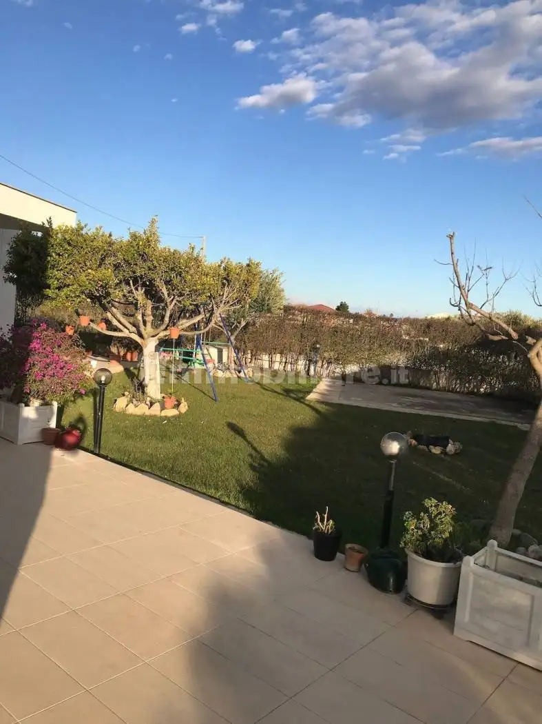 Villa in vendita a Botricello